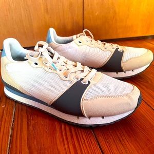 Women’s Native sneakers size 42